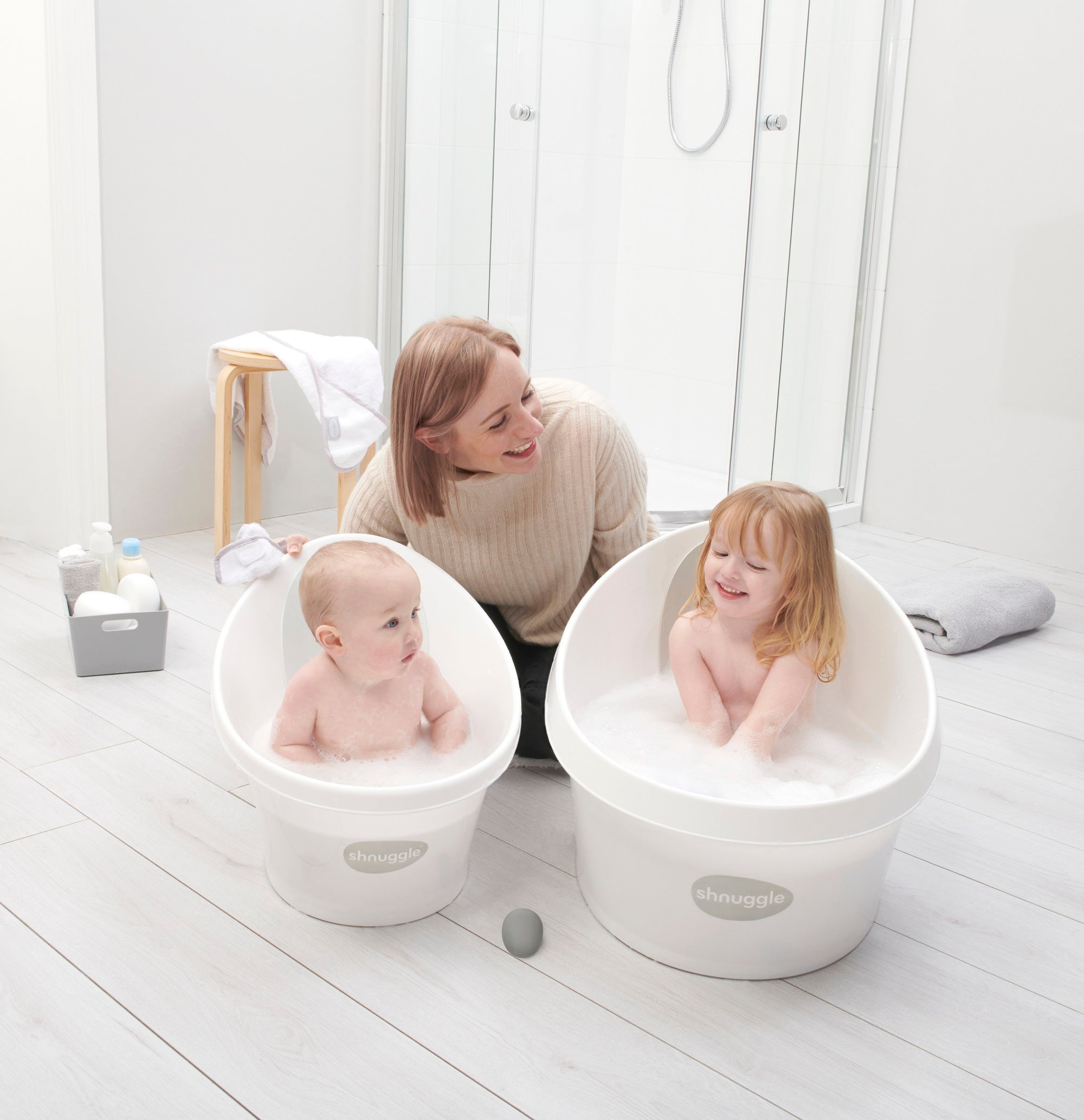Shnuggle Toddler Bath Tub- Bambi Baby