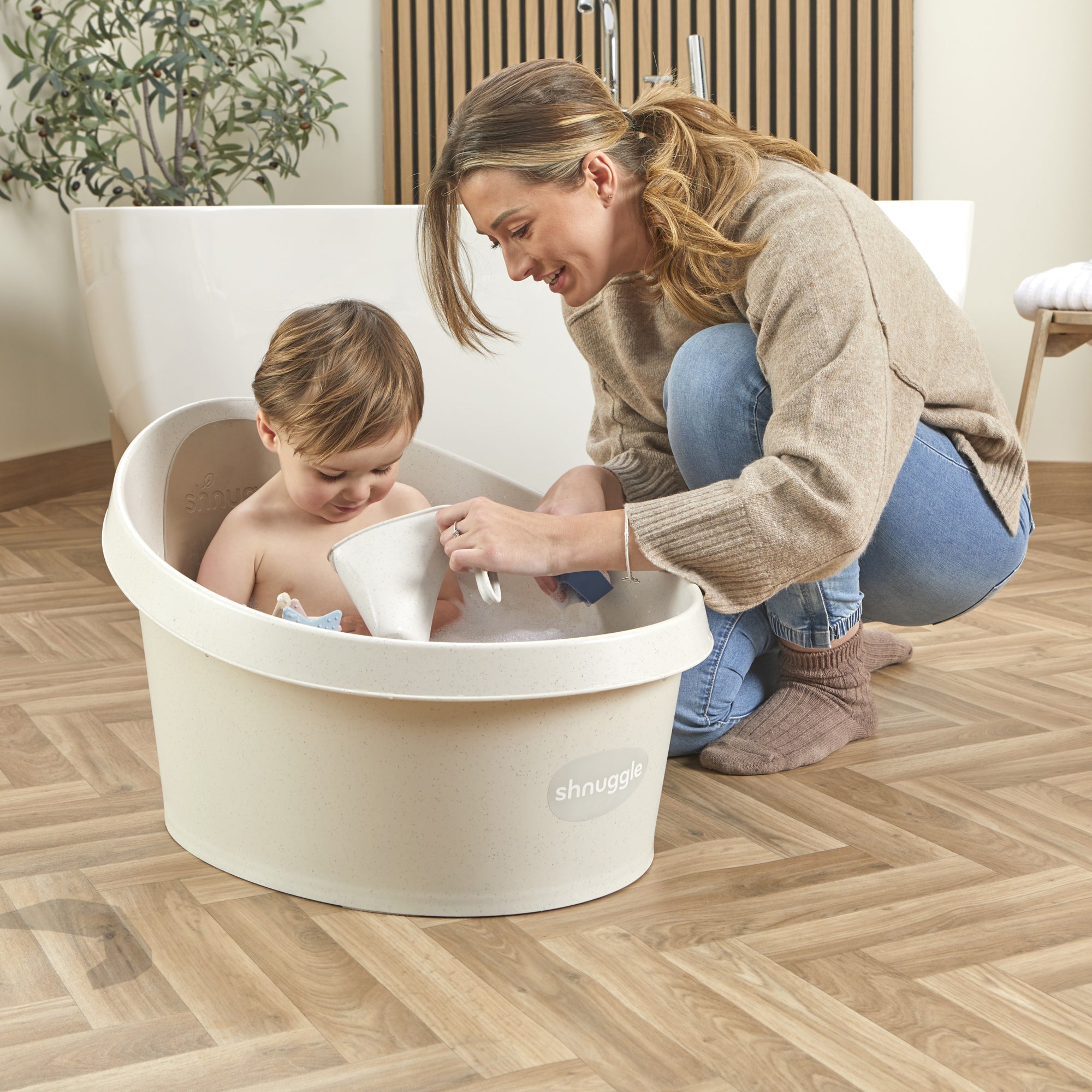 Shnuggle Toddler Bath Tub- Bambi Baby