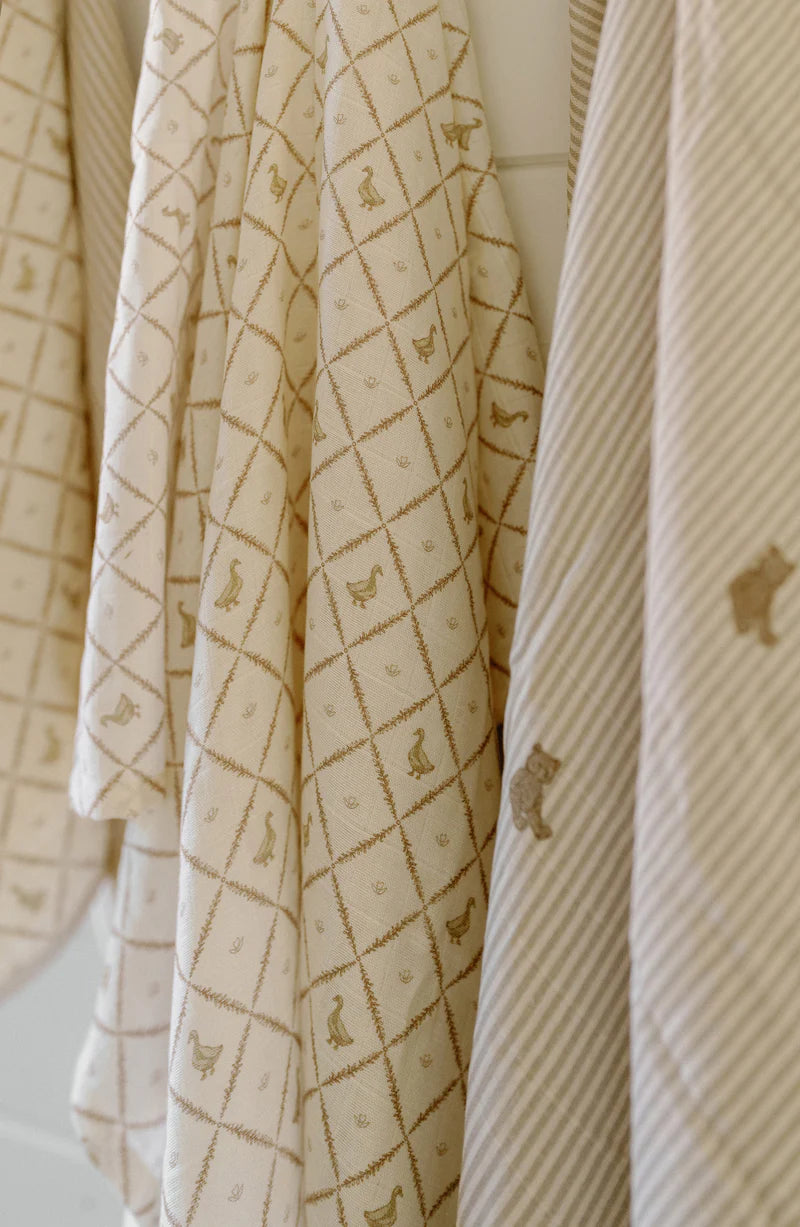 Oilo 2-Pack Swaddle- Bambi Baby