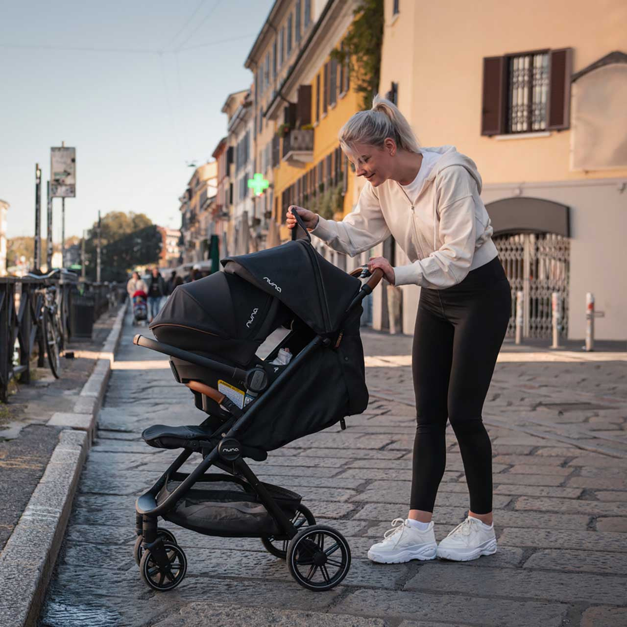 Nuna TRVL LX + PIPA urbn Travel System- Bambi Baby