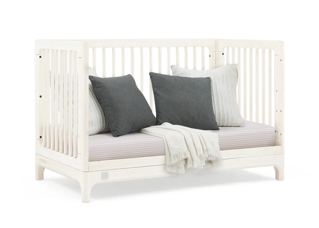 babyGap by Delta Children Wren 4-in-1 Convertible Crib- Bambi Baby