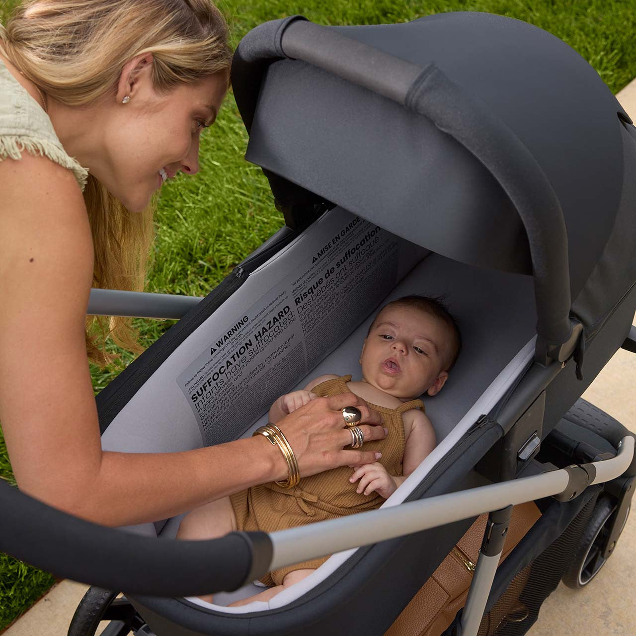 Britax Zinnia Bassinet for Brook, Brook+ and Grove Strollers- Bambi Baby