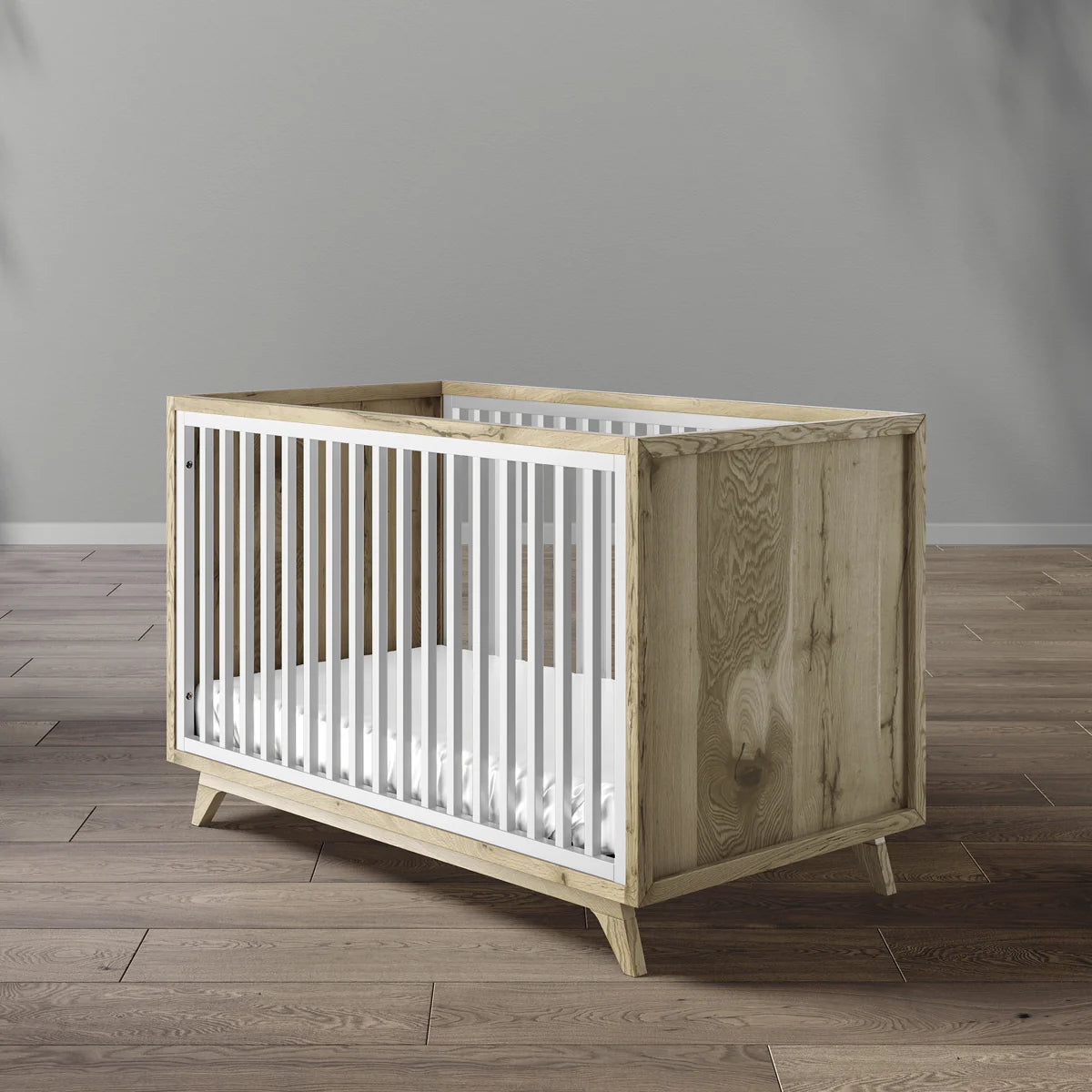 Romina Uptown Classic crib- Bambi Baby