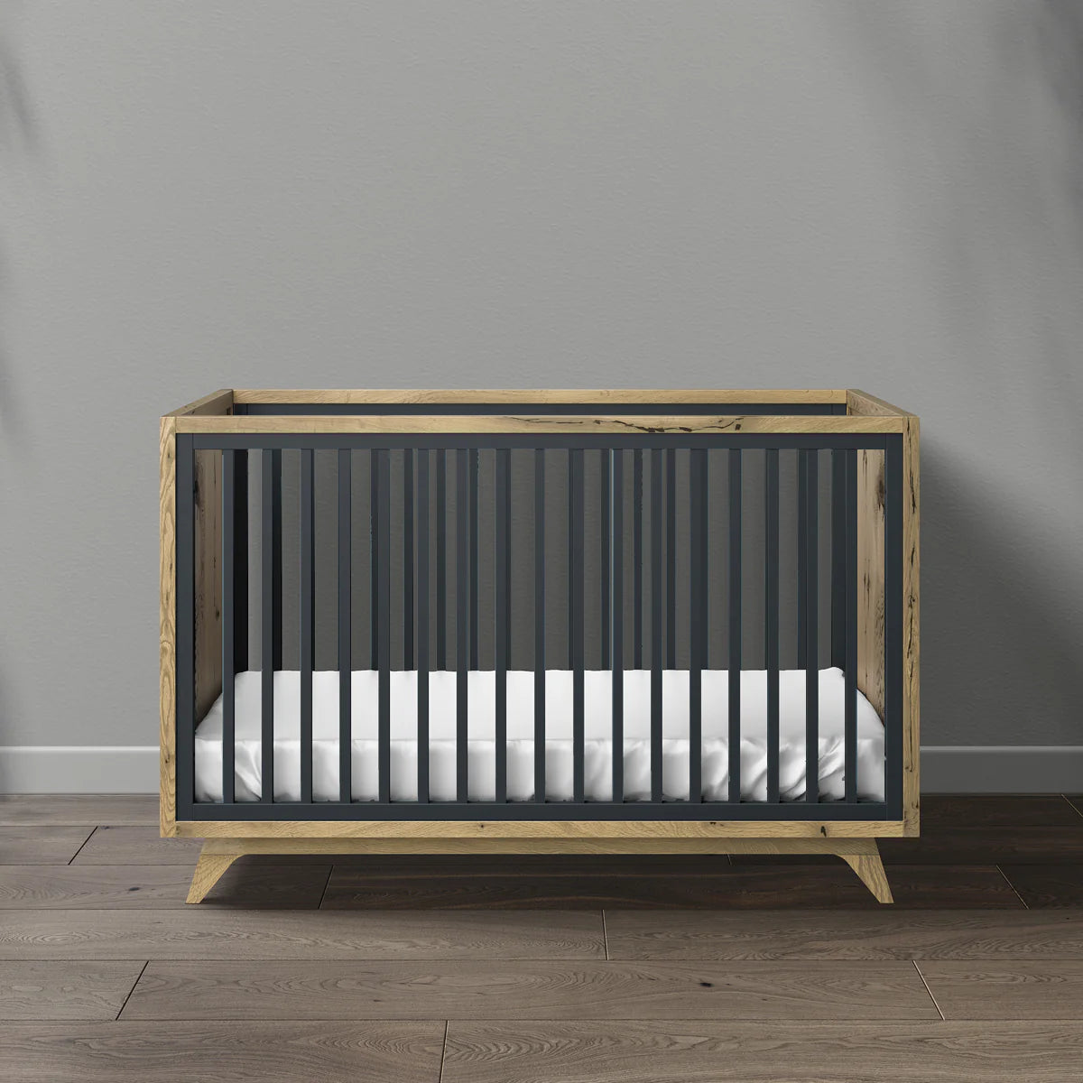 Romina Uptown Classic crib- Bambi Baby