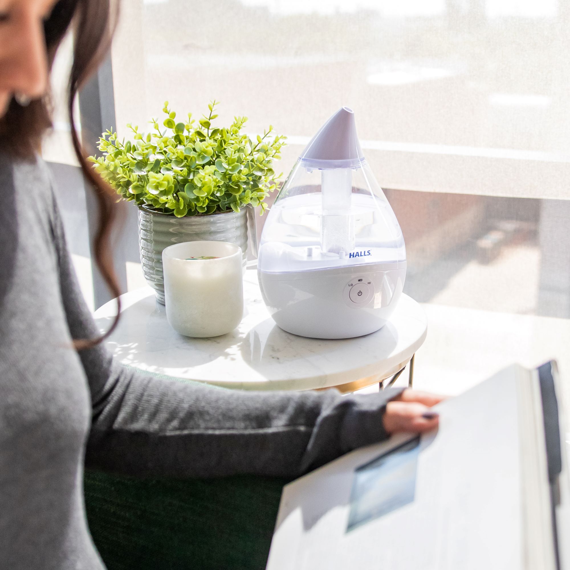 Crane Baby x HALLS® Droplet Cool Mist Humidifier, 0.5 GAL- Bambi Baby