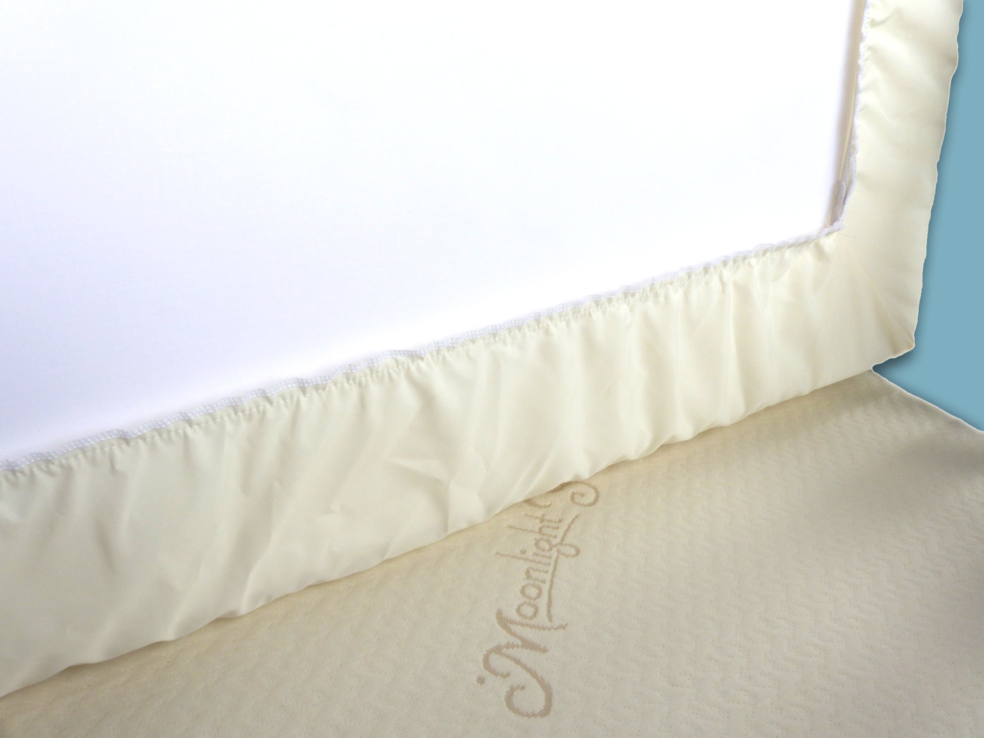 Moonlight Slumber Mini Crib Little Dreamer Mattress Cover- Bambi Baby