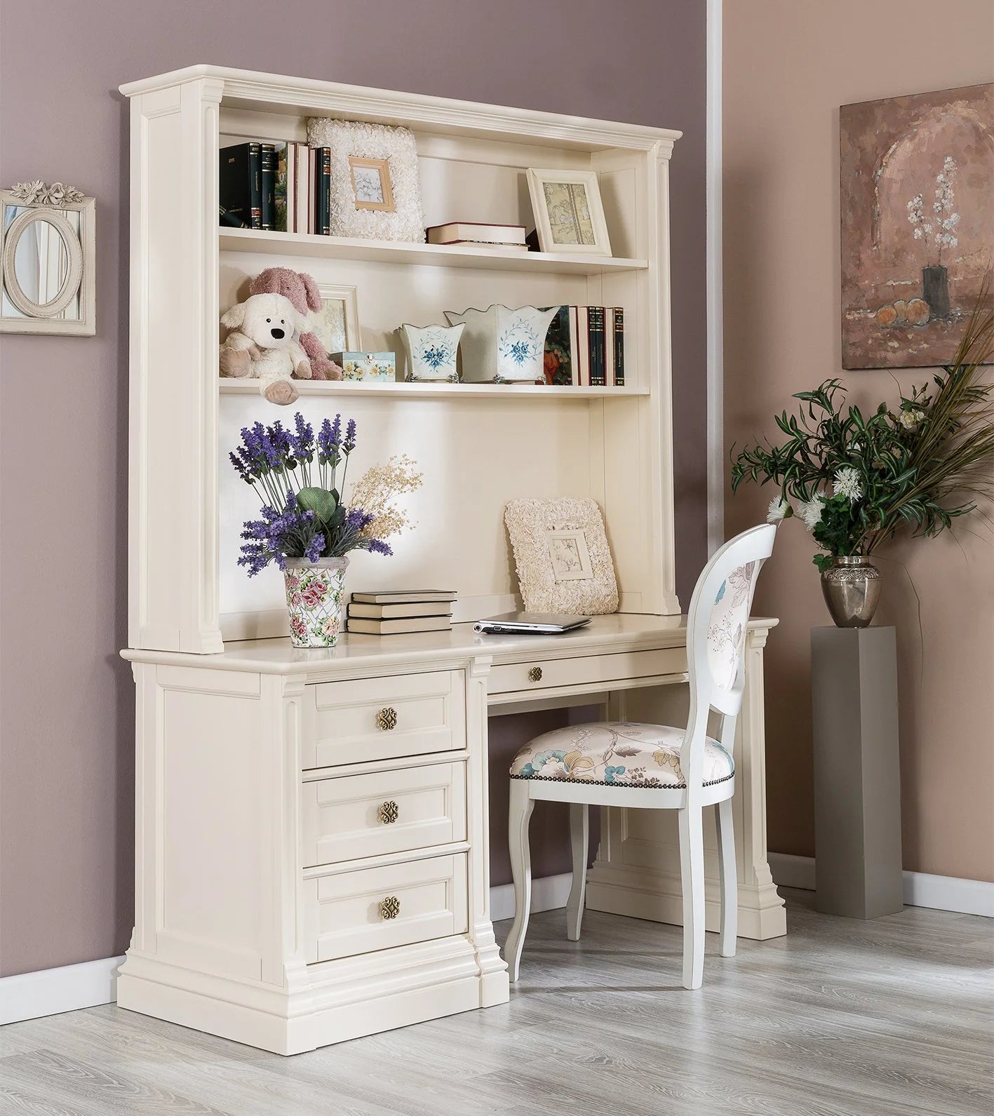 Romina Imperio Desk- Bambi Baby