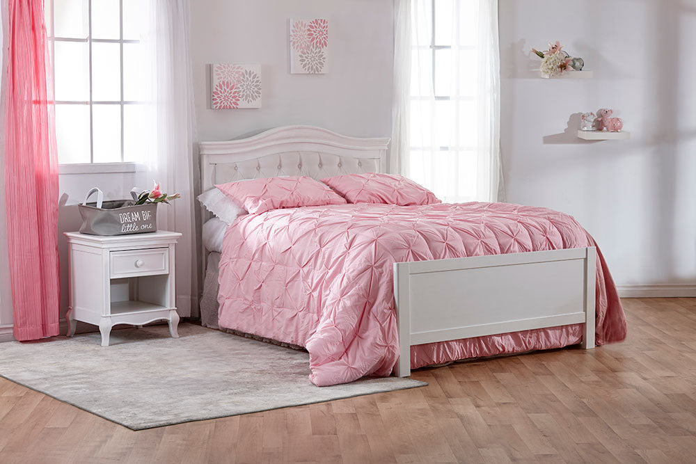 Pali Diamante Collection Forever Crib in Vintage White- Bambi Baby