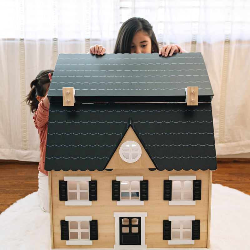 Wonder and Wise Dollhouse- Bambi Baby