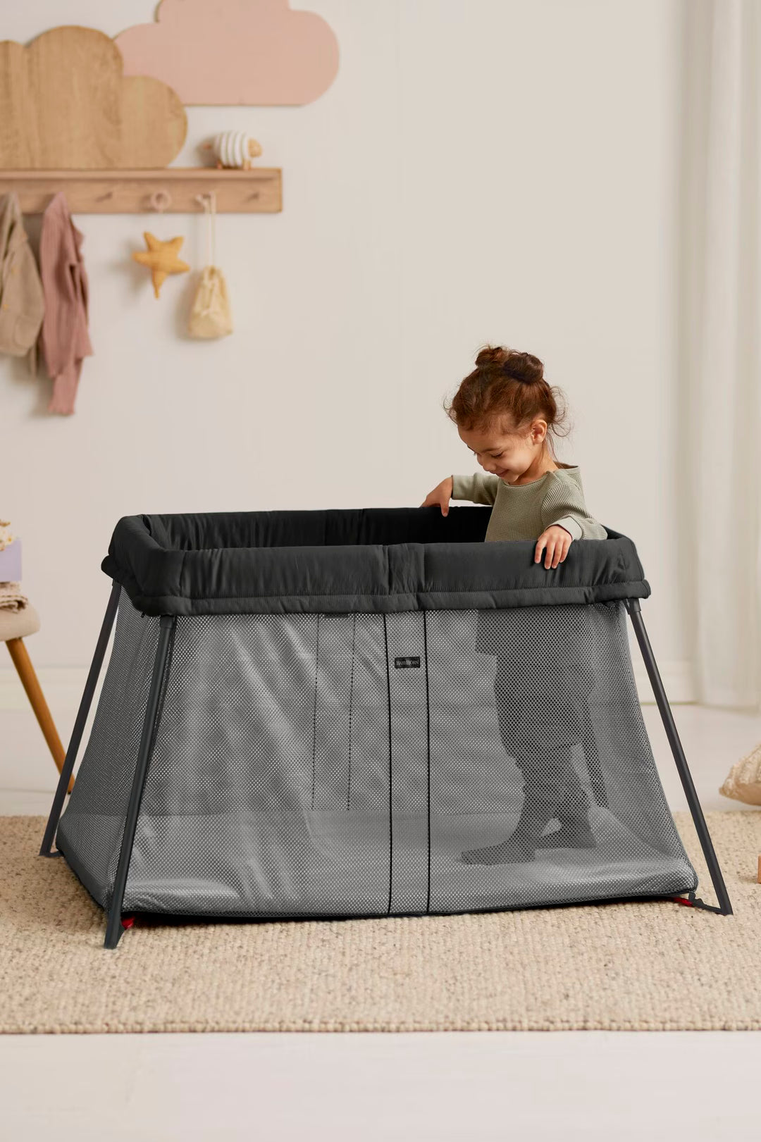 BabyBjorn Travel Crib Light & Fitted Sheet Bundle- Bambi Baby