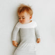 Saco de dormir de manga larga Swaddelini Grey Arms Out™ - Bambi Baby