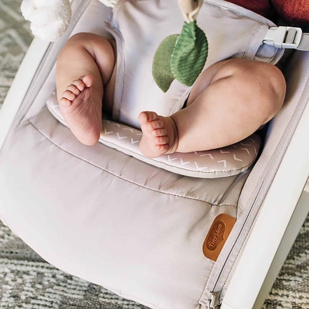 Cadeira de balanço 2 em 1 Tiny Love Boho Chic Kori- Bambi Baby