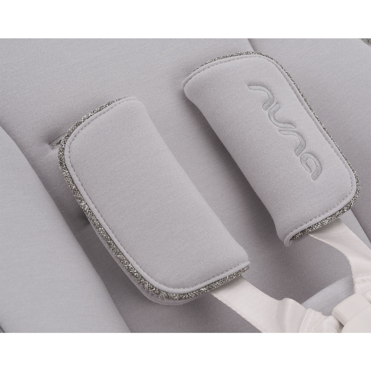 Nuna BRYN Newborn Rocker- Bambi Baby