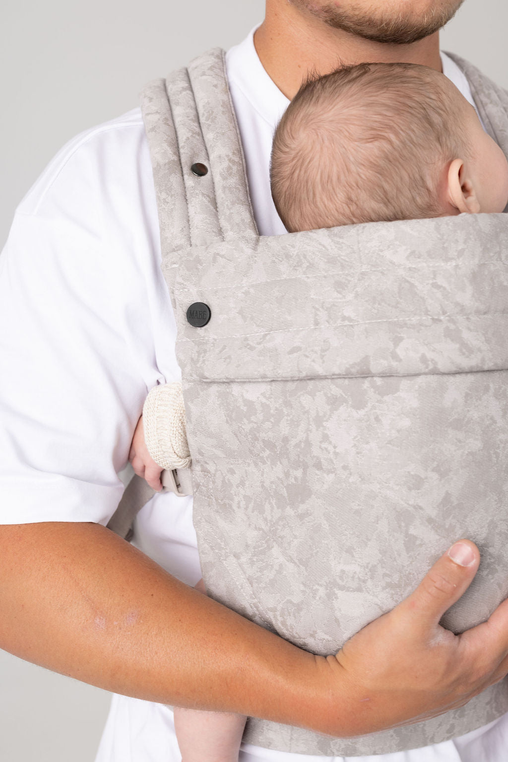 Mabē The Monarch Carrier - Ashland Camo- Bambi Baby