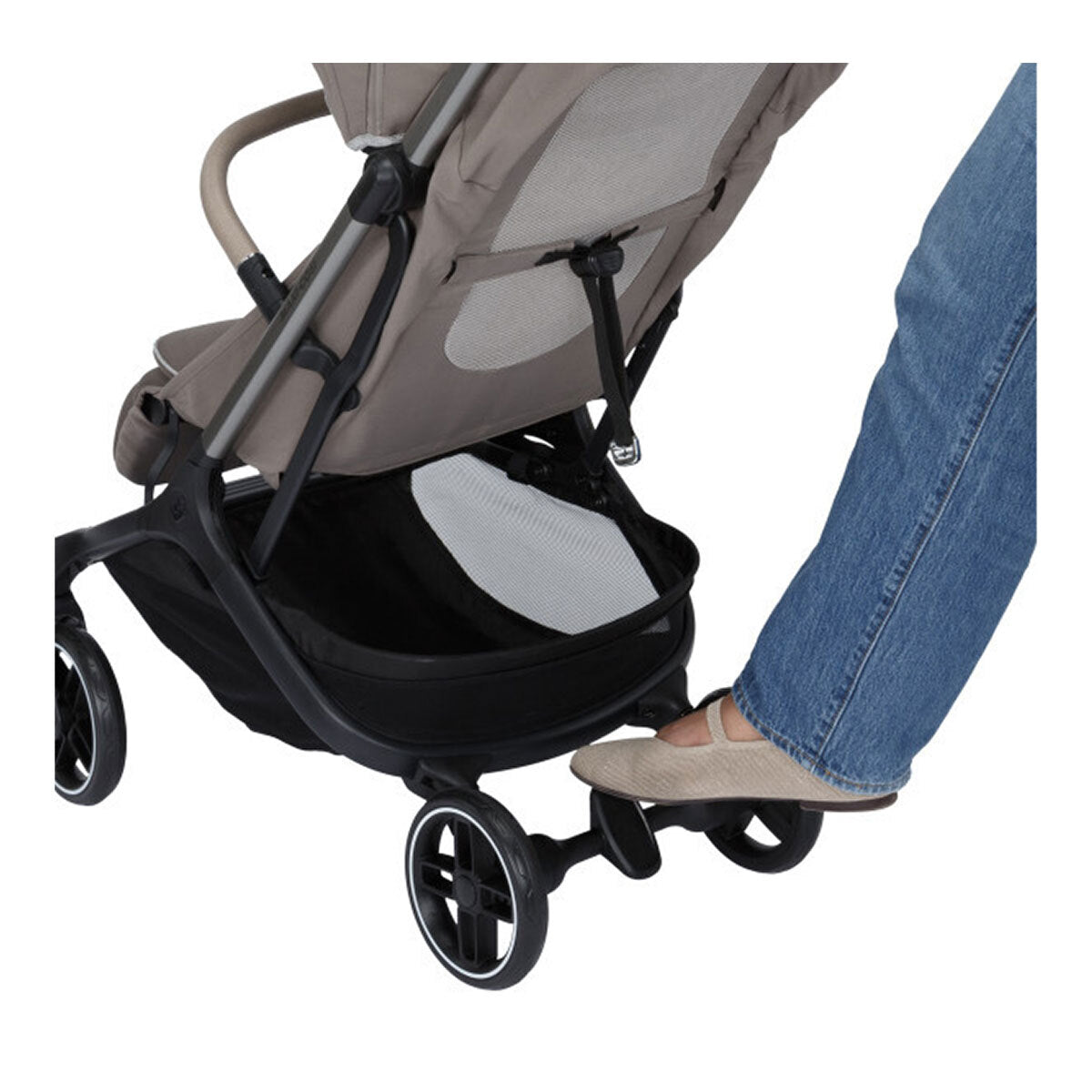 maxi cosi vs bugaboo Maxi Cosi Oxford Cabin Lightweight Travel Stroller