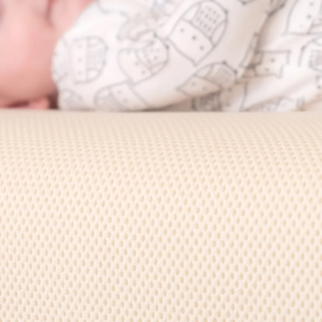 Naturepedic 2 in 1 Organic Breathable 252 2-Stage Crib Mattress- Bambi Baby