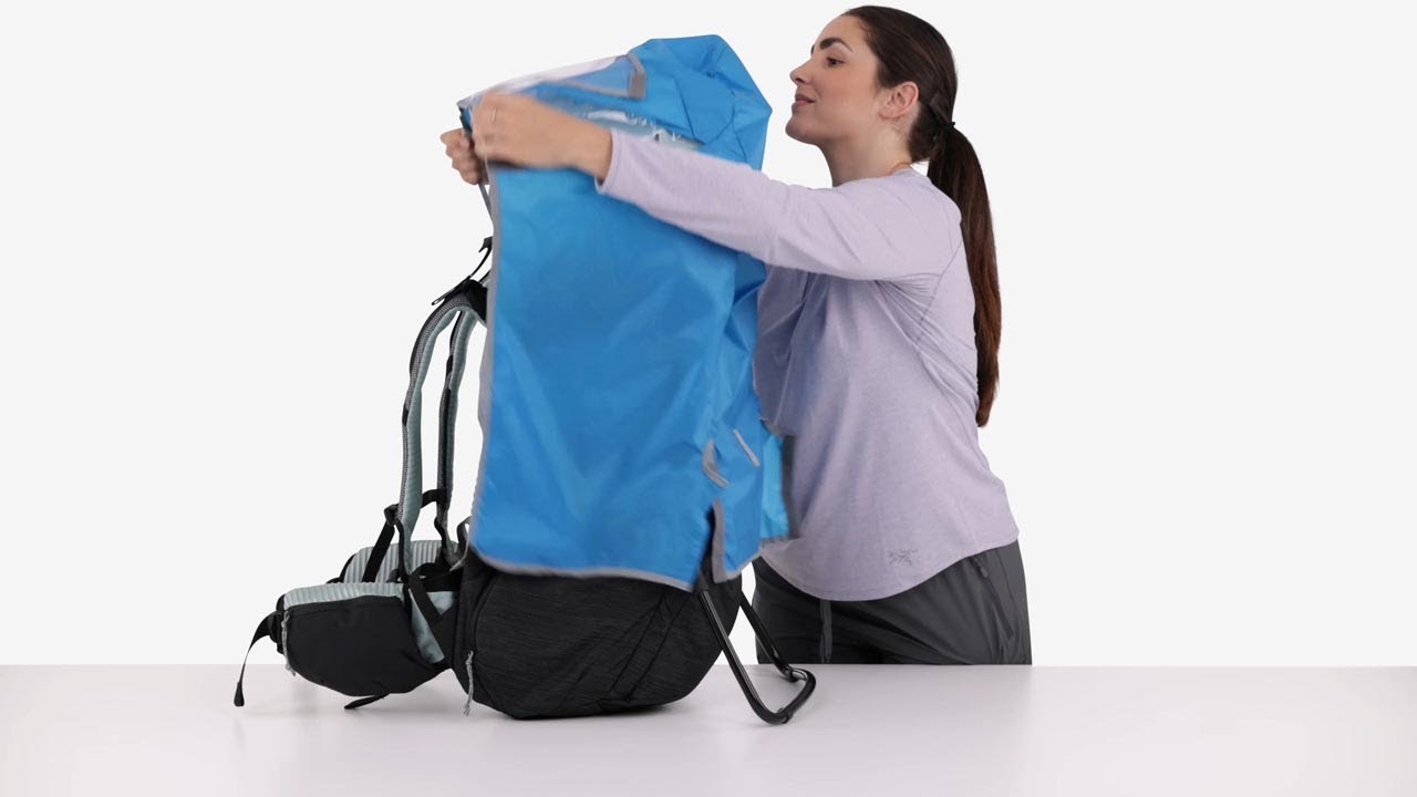 THULE SAPLING RAINCOVER  BLUE- Bambi Baby