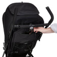 Cochecito ultracompacto Maxi Cosi Mara XT en negro esencial - Bambi Baby