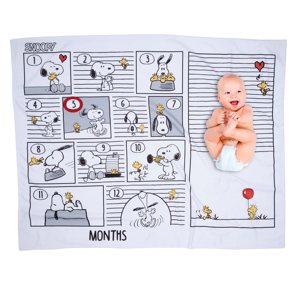 Lambs & Ivy Snoopy Milestone Photo Opportunity Black/White Fleece Baby Blanket- Bambi Baby