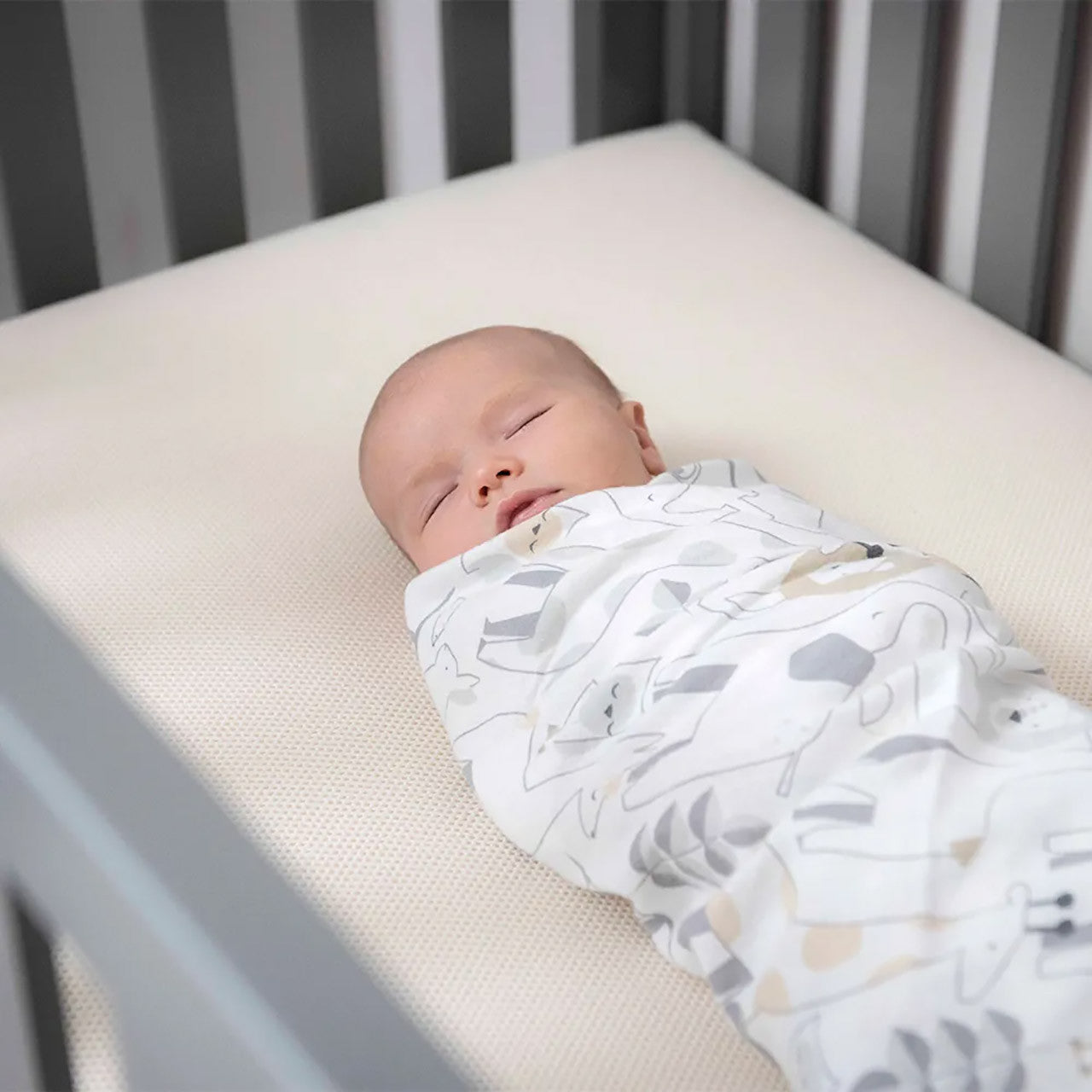 Naturepedic 2 in 1 Organic Breathable 252 2-Stage Crib Mattress- Bambi Baby