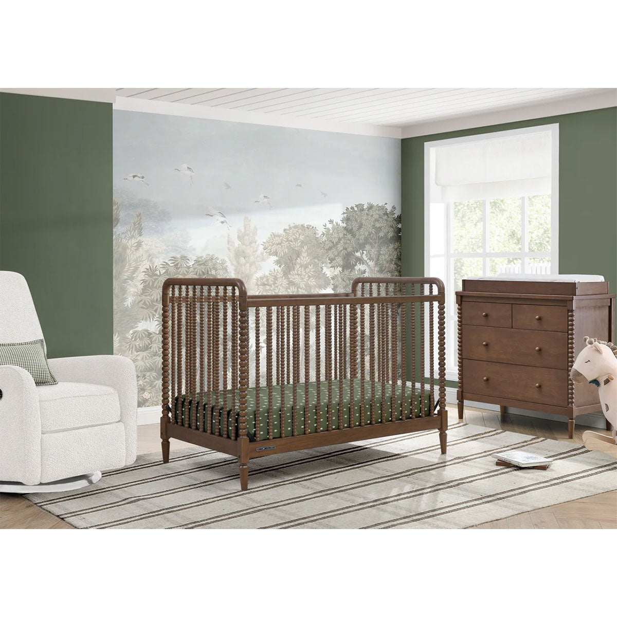 delta children saint crib Delta Children Saint 4-In-1 Convertible Crib
